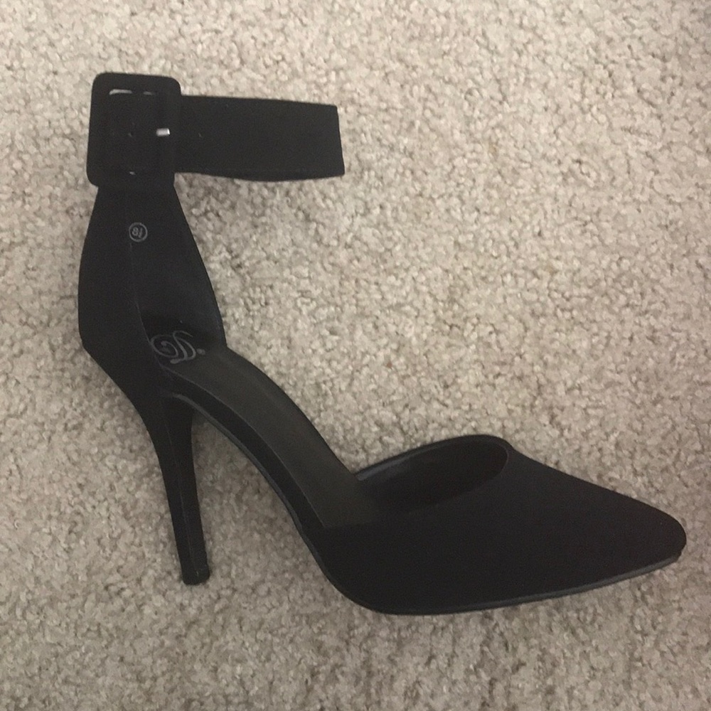 Black velvet 3 inch heel